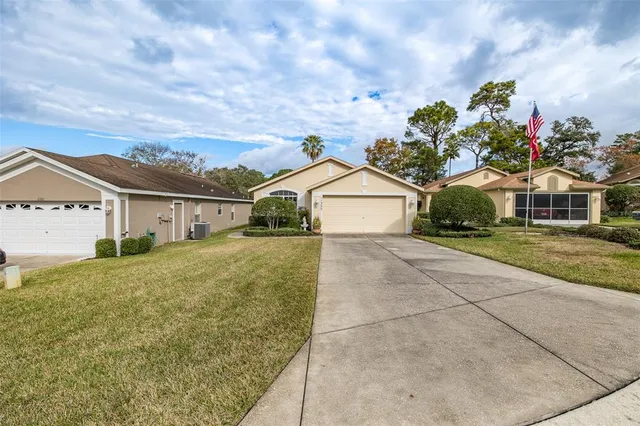 $279,000 | 11323 Highlander Court, Spring Hill, FL 34609