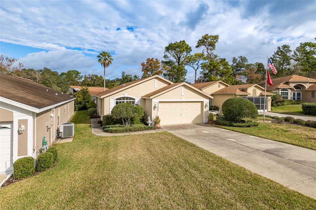 11323 Highlander Court Spring Hill, FL 34609 - Photo 5 of 44