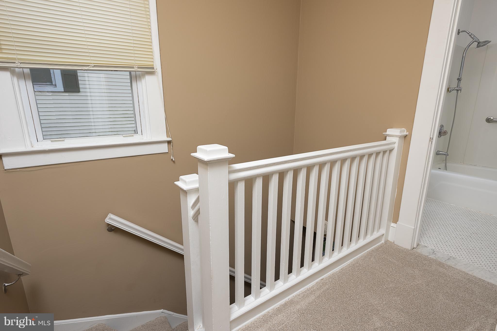 5307 Brabant Road Baltimore, MD 21229 - Photo 14 of 28 Upper Landing
