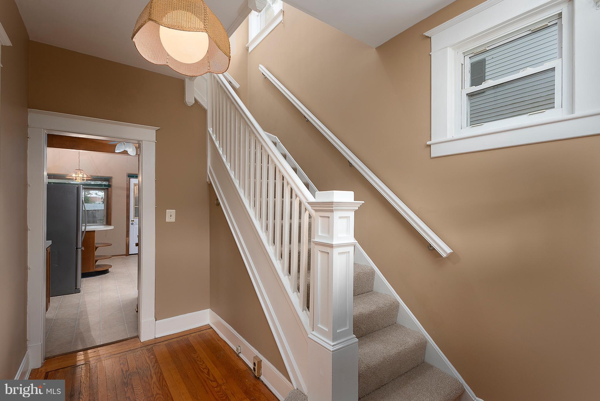 5307 Brabant Road Baltimore, MD 21229 - Photo 3 of 28 Foyer