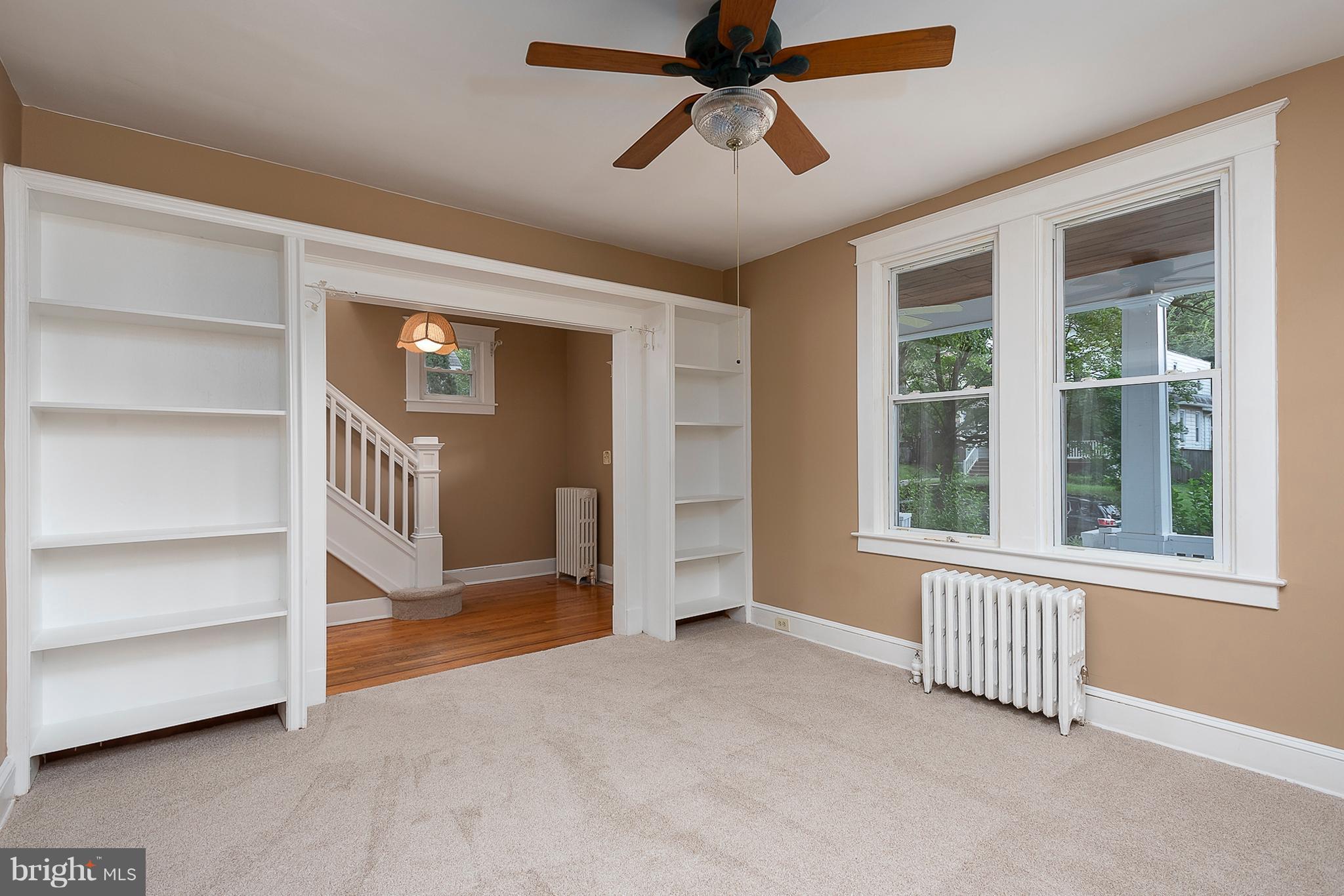 5307 Brabant Road Baltimore, MD 21229 - Photo 6 of 28 Living Room