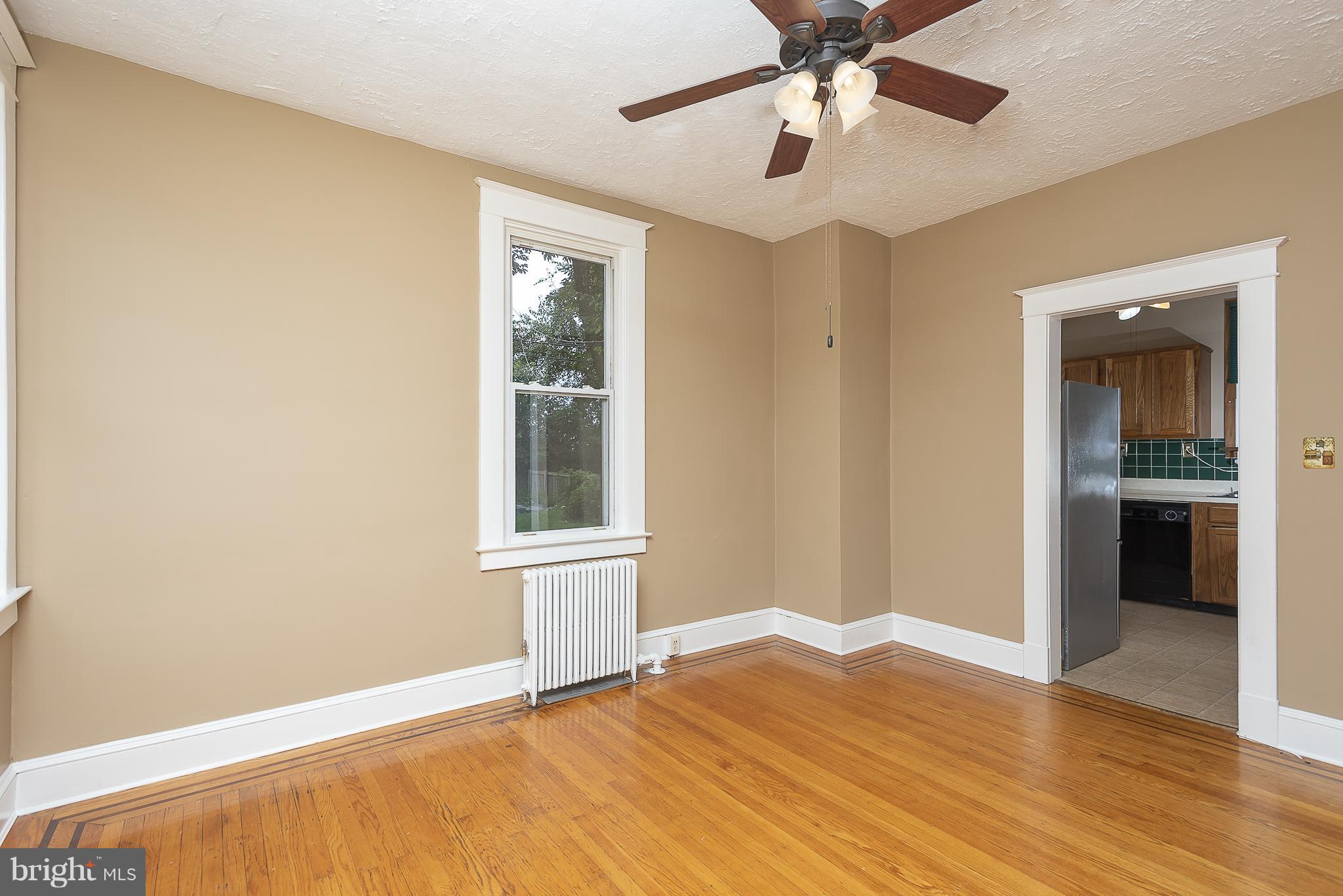 5307 Brabant Road Baltimore, MD 21229 - Photo 8 of 28 Dining Room