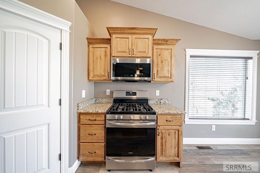 3449 East 225 North Rigby, ID 83442 - Photo 17 of 48