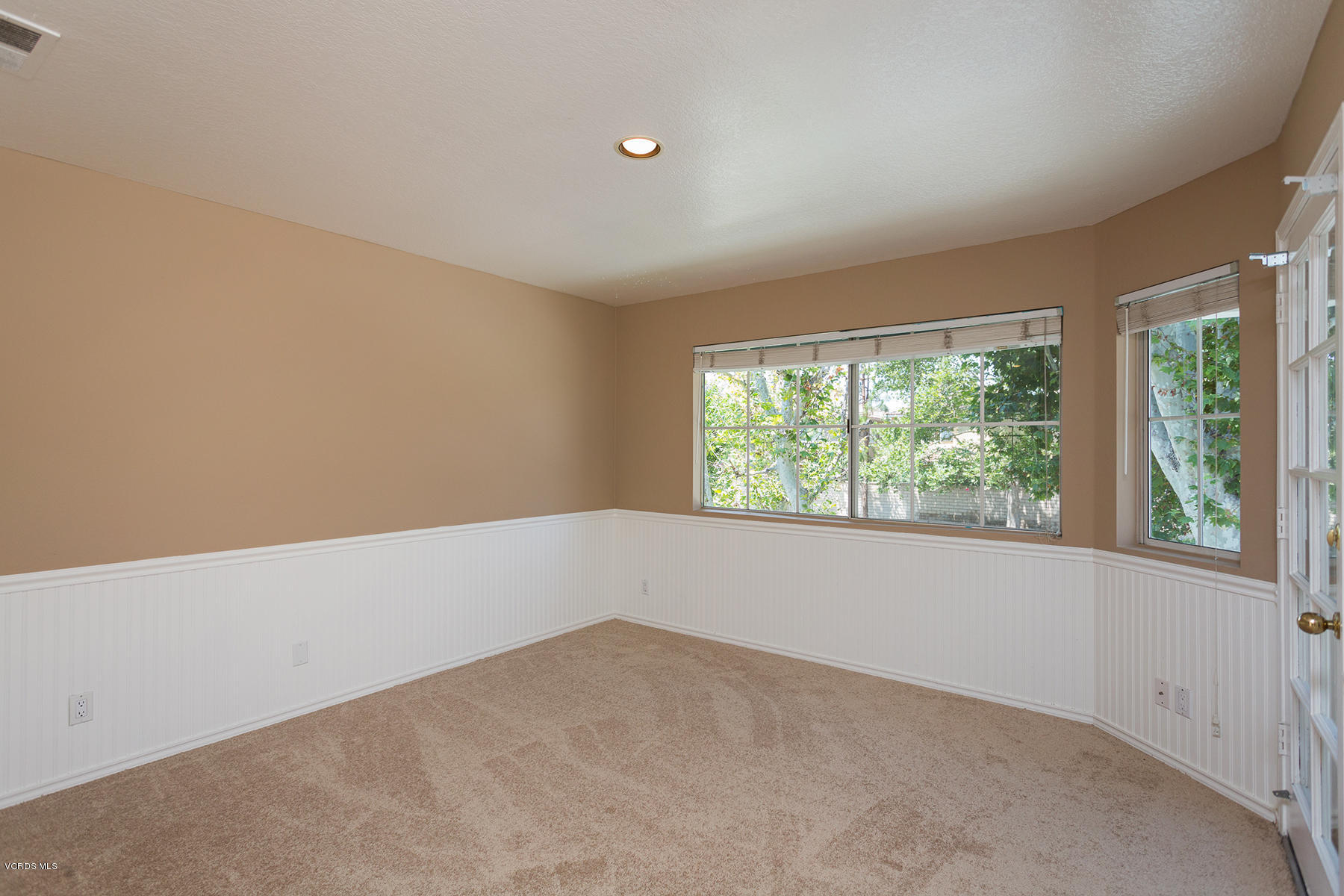 1806 Rory Lane, Unit 7 Simi Valley, CA 93063 - Photo 12 of 24 Rory15-mls