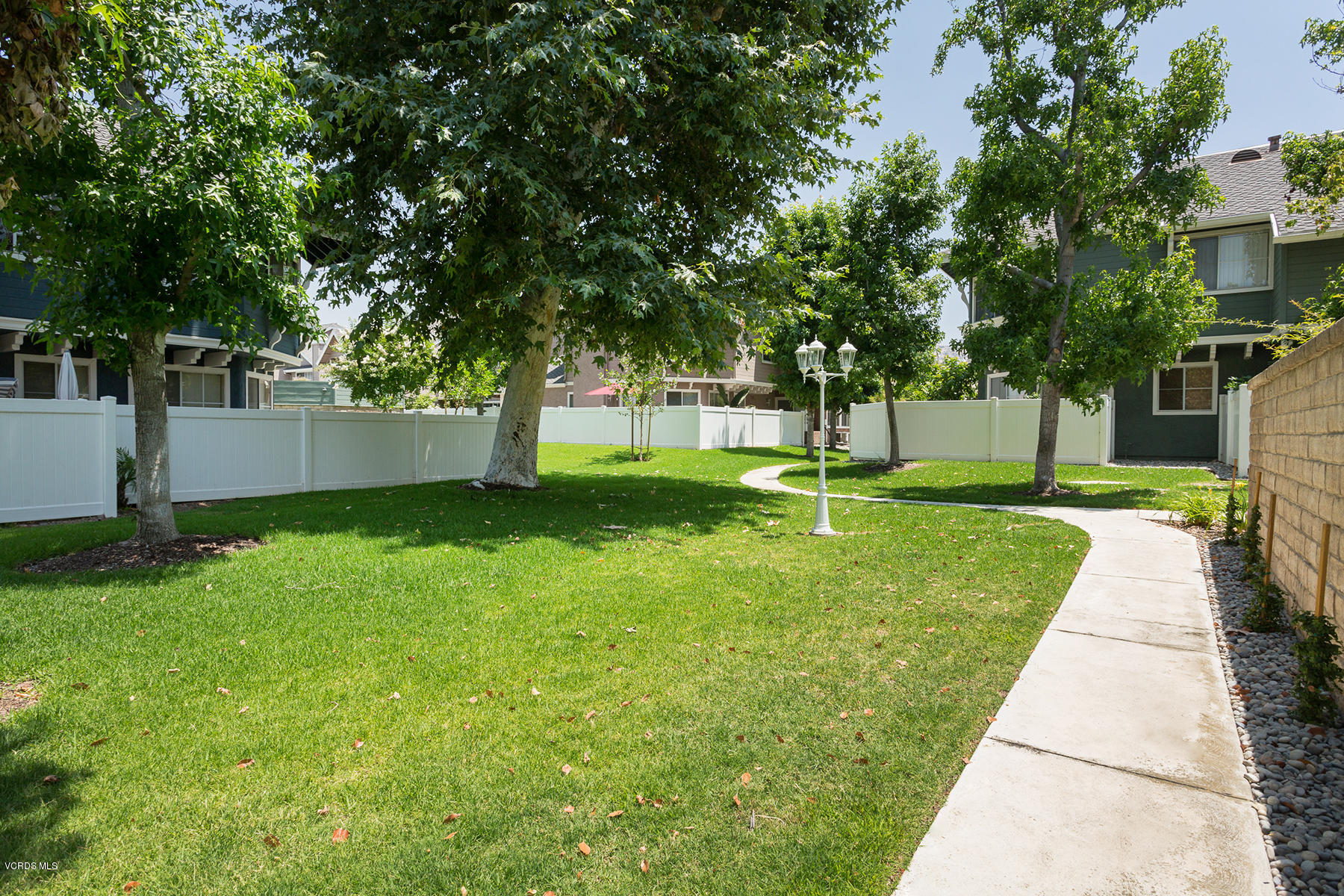 1806 Rory Lane, Unit 7 Simi Valley, CA 93063 - Photo 23 of 24 Rory23-mls