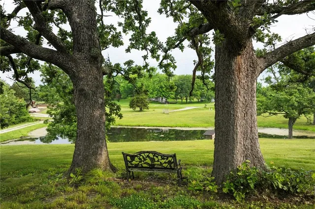 $860,000 | 35705 East R D Mize Road, Oak Grove, MO 64075