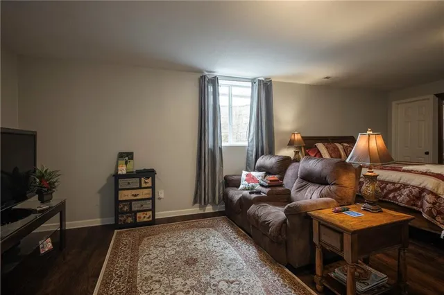 $860,000 | 35705 East R D Mize Road, Oak Grove, MO 64075