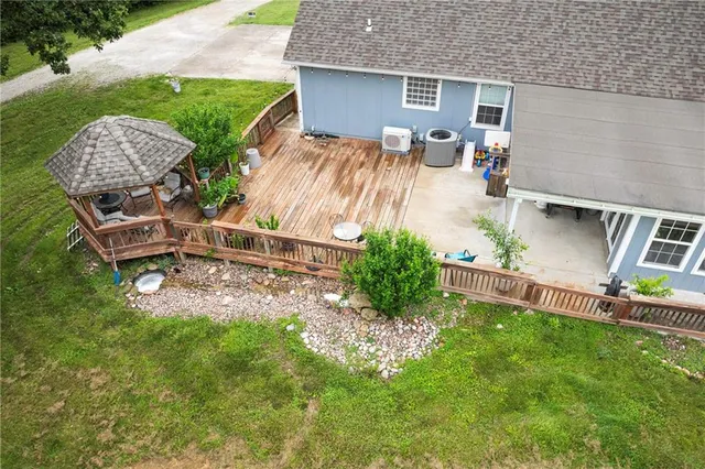 $860,000 | 35705 East R D Mize Road, Oak Grove, MO 64075