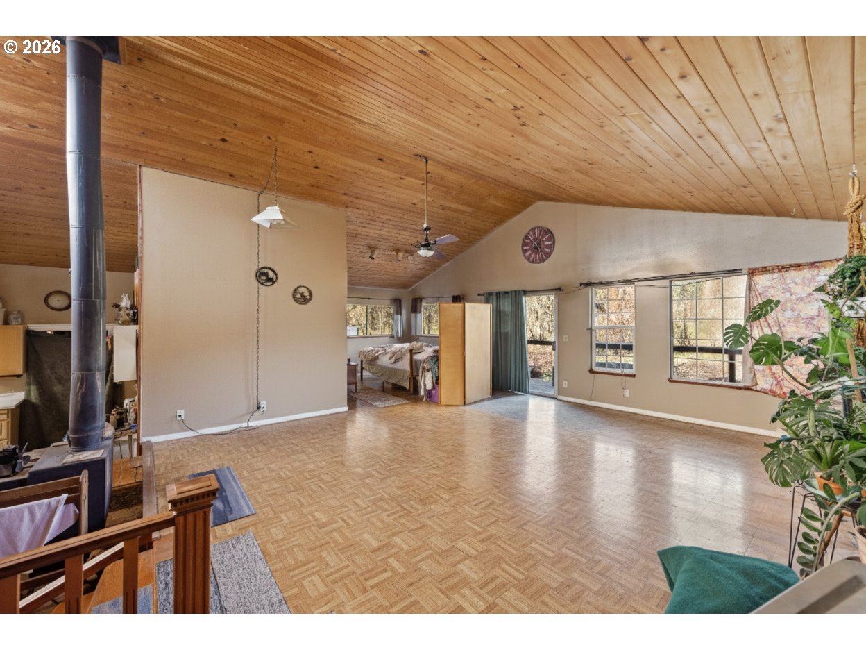 54124 Old Broadbent Road Myrtle Point, OR 97458 - Photo 13 of 42