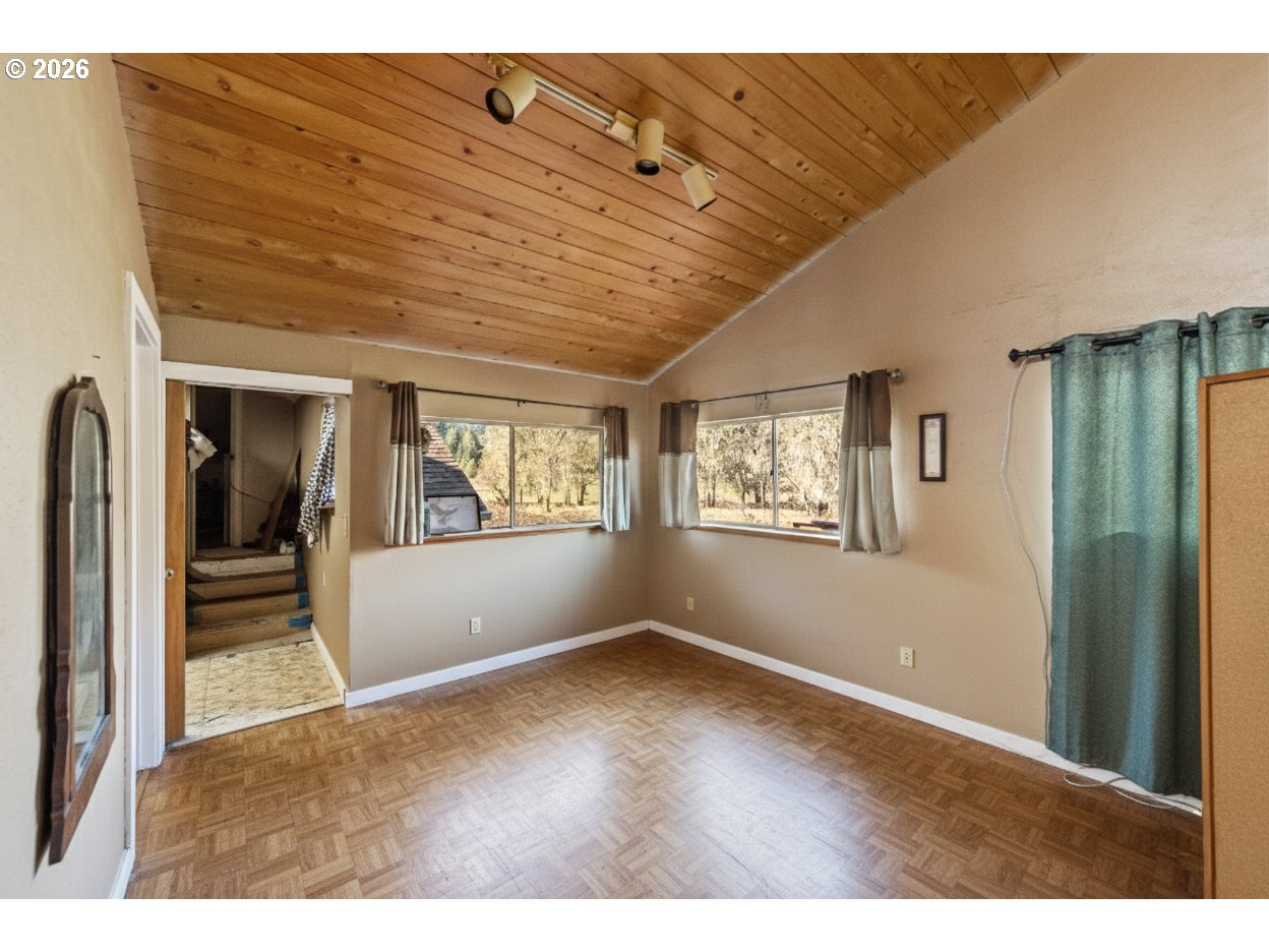 54124 Old Broadbent Road Myrtle Point, OR 97458 - Photo 15 of 42