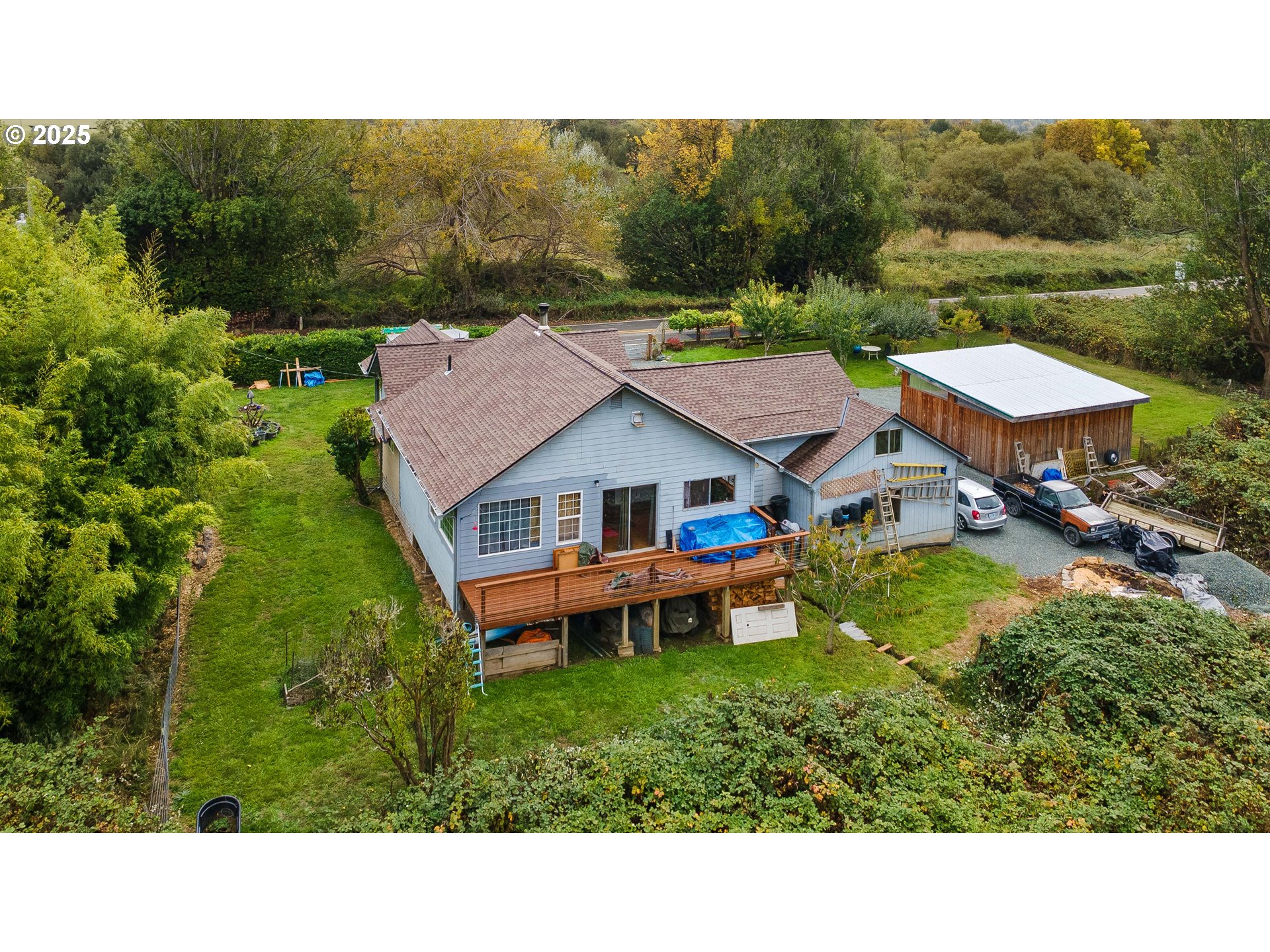 54124 Old Broadbent Road Myrtle Point, OR 97458 - Photo 3 of 42