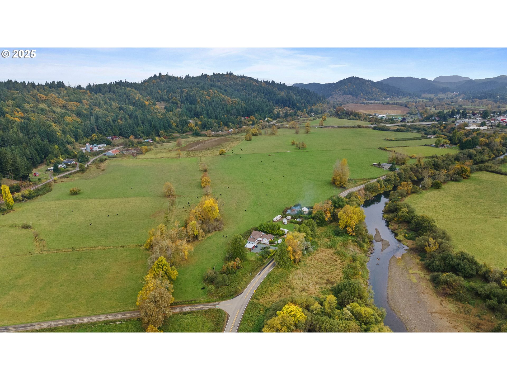 54124 Old Broadbent Road Myrtle Point, OR 97458 - Photo 41 of 42