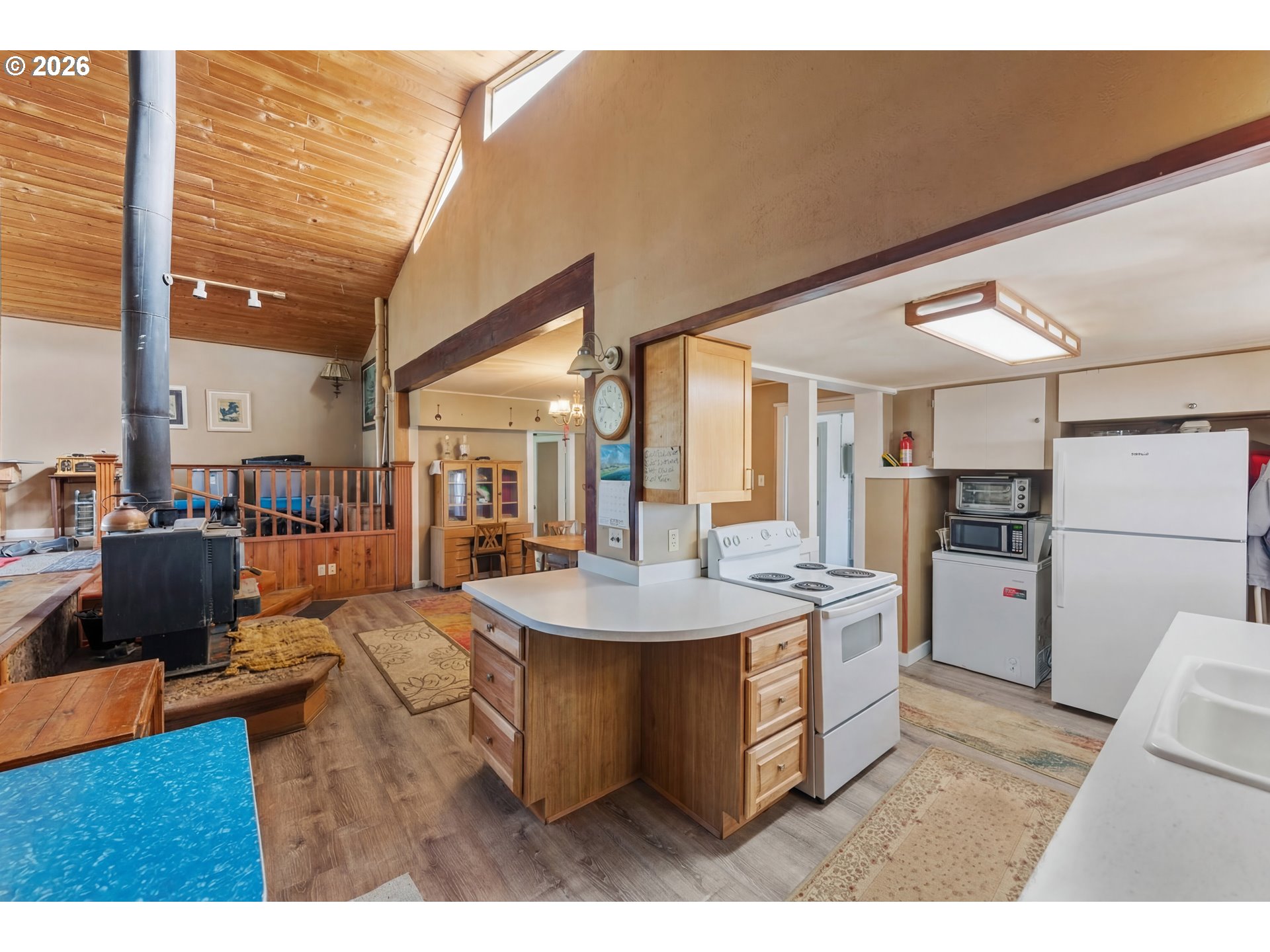 54124 Old Broadbent Road Myrtle Point, OR 97458 - Photo 10 of 42