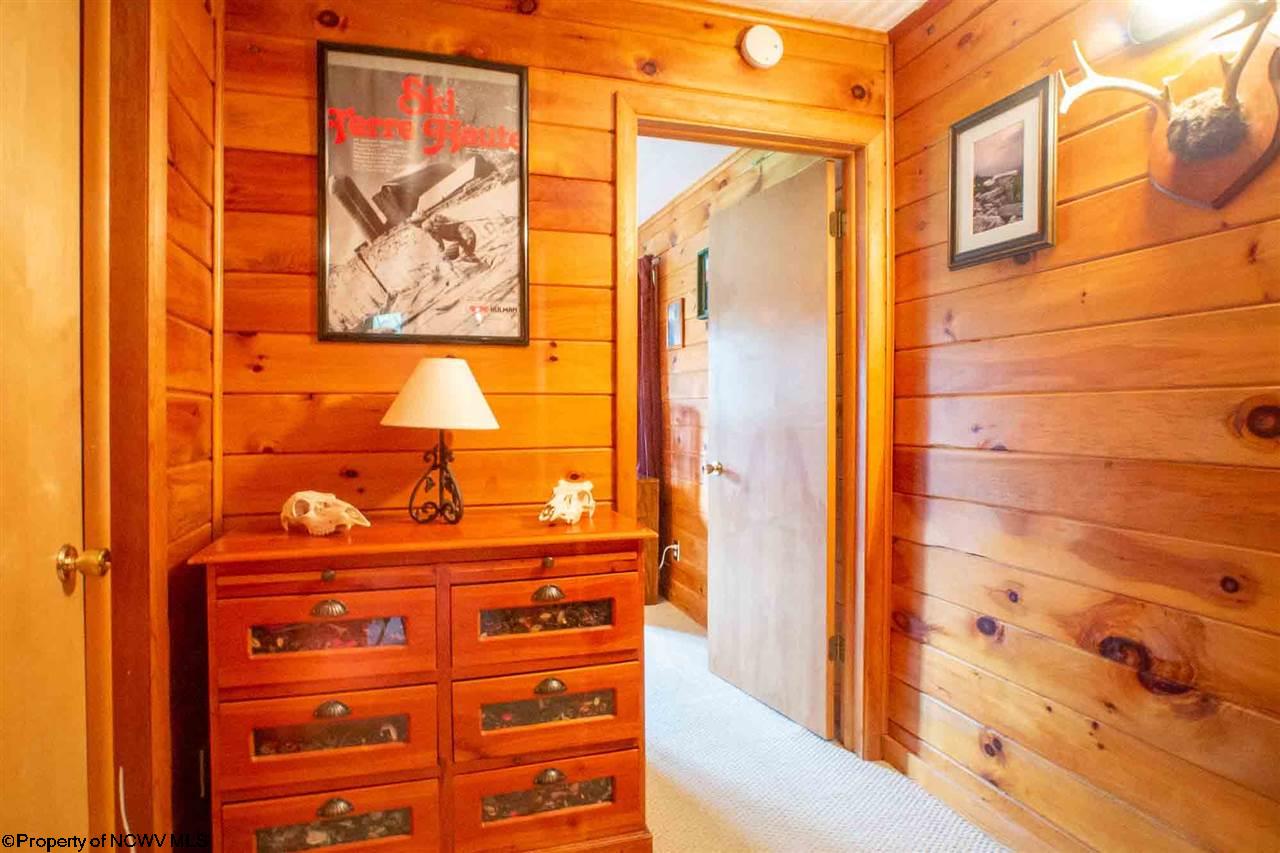 36 Pendletonheim Circle Davis, WV 26260 - Photo 13 of 20 Gallery Image 13