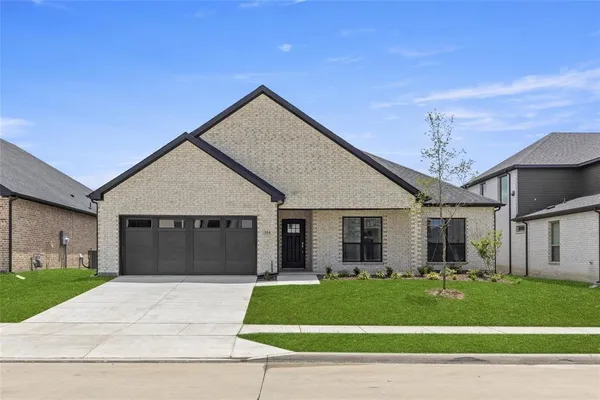 $3,000 | 304 Community Drive, Lavon, TX 75166