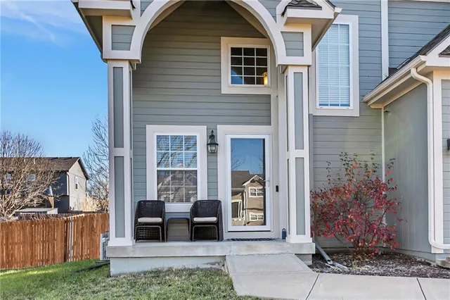 $360,000 | 635 South Pine Street, Gardner, KS 66030