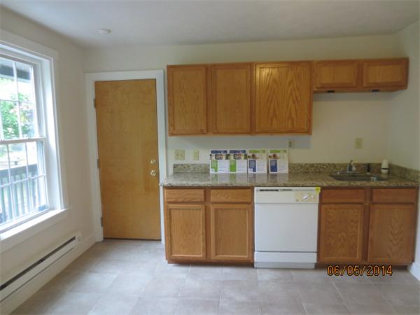 3 Florida Court, Unit 2 Maynard, MA 01754 - Photo 5 of 13 Gallery Image 5