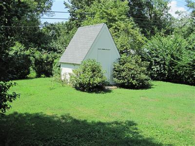 3137 Trinity Road Lexington, KY 40503 - Photo 12 of 17 Garden shed in fenced back yard
