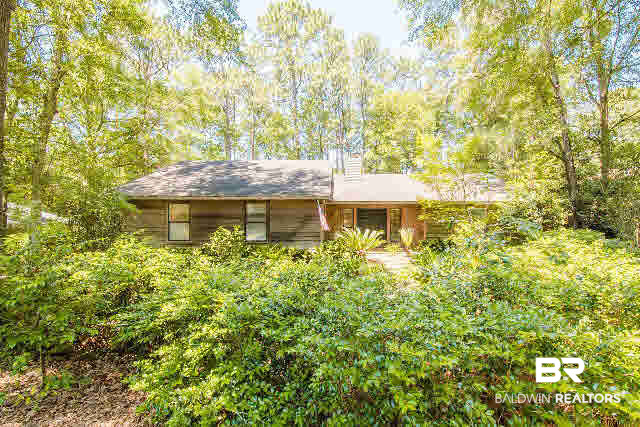 705 Olive Avenue Fairhope, AL 36532 - Photo 2 of 43 Adds Privace from Road