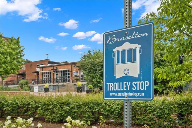 a sign on a street sign