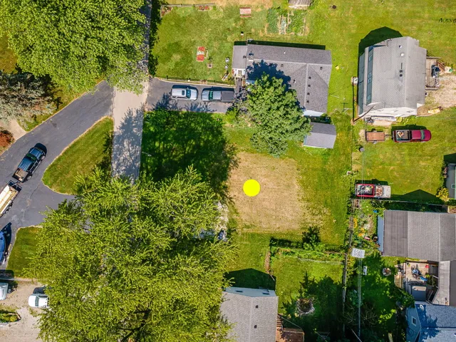 $49,900 | 7902 Lake Breeze Drive, Monroe, MI 48161