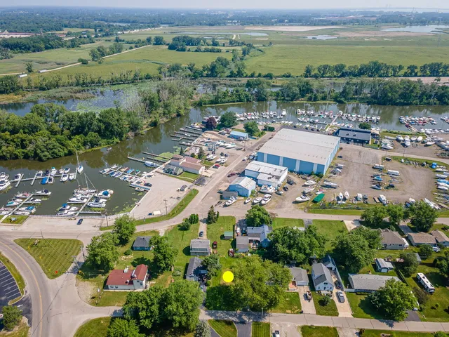 $49,900 | 7902 Lake Breeze Drive, Monroe, MI 48161