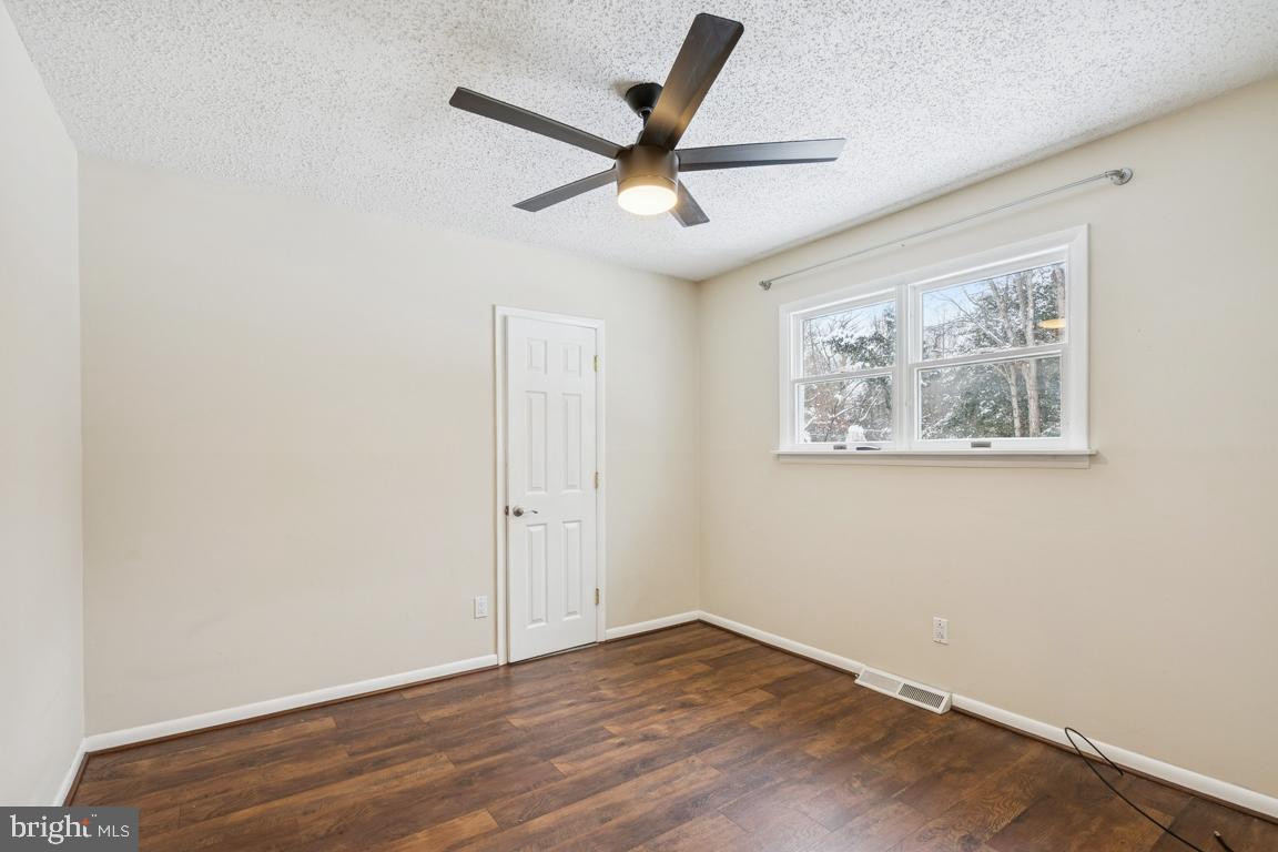 516 Coach Road Blackwood, NJ 08012 - Photo 20 of 24 Bedroom 3