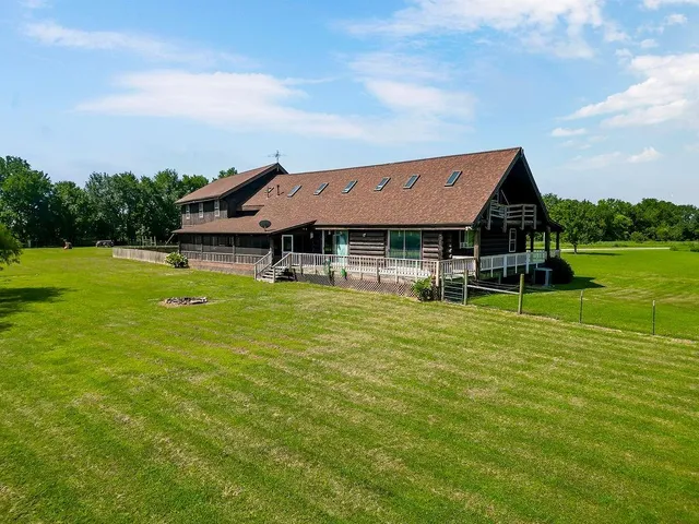 $625,000 | 24441 Querry Road, Lacygne, KS 66040