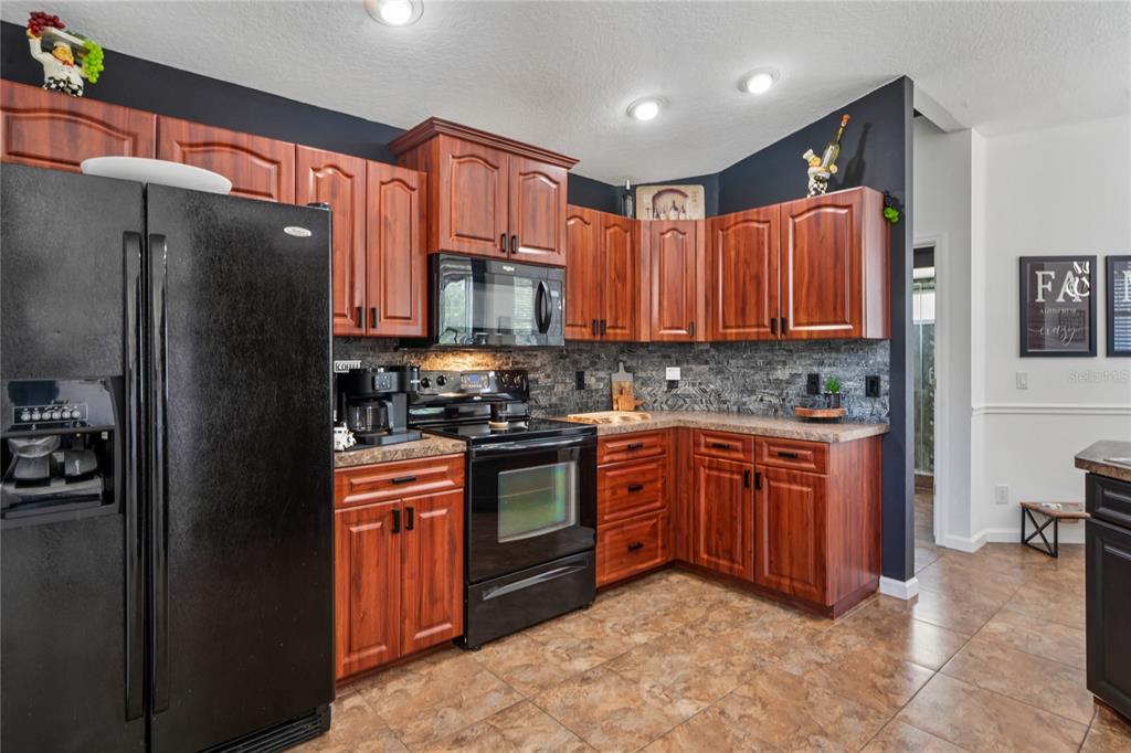 11309 Lapwing Road Weeki Wachee, FL 34614 - Photo 27 of 87 Gallery Image 27
