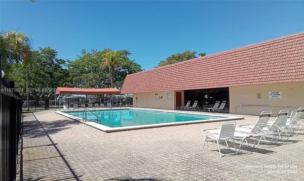 $2,650 | 21821 South Heritage Circle, Unit 1, Pembroke Pines, FL 33029