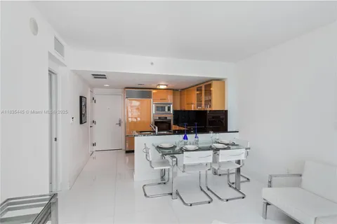 $590,000 | 6801 Collins Avenue, Unit 1415, Miami Beach, FL 33141