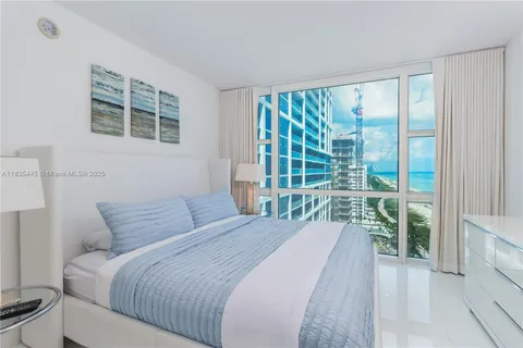 $590,000 | 6801 Collins Avenue, Unit 1415, Miami Beach, FL 33141