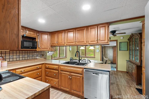 $325,000 | 19785 Daggett Avenue, Conklin, MI 49403