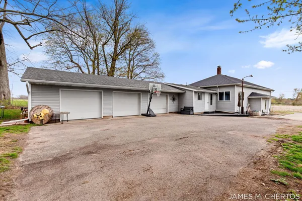 $325,000 | 19785 Daggett Avenue, Conklin, MI 49403