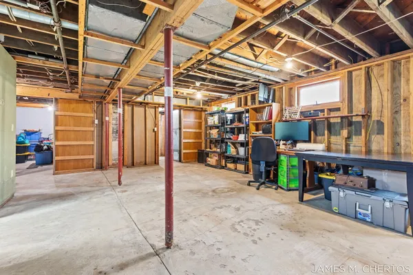 $325,000 | 19785 Daggett Avenue, Conklin, MI 49403