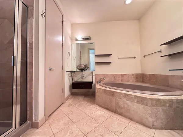 $3,079 | 732 Cannen John Lane, Dallas, TX 75204