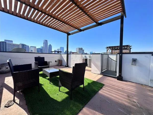 $3,079 | 732 Cannen John Lane, Dallas, TX 75204