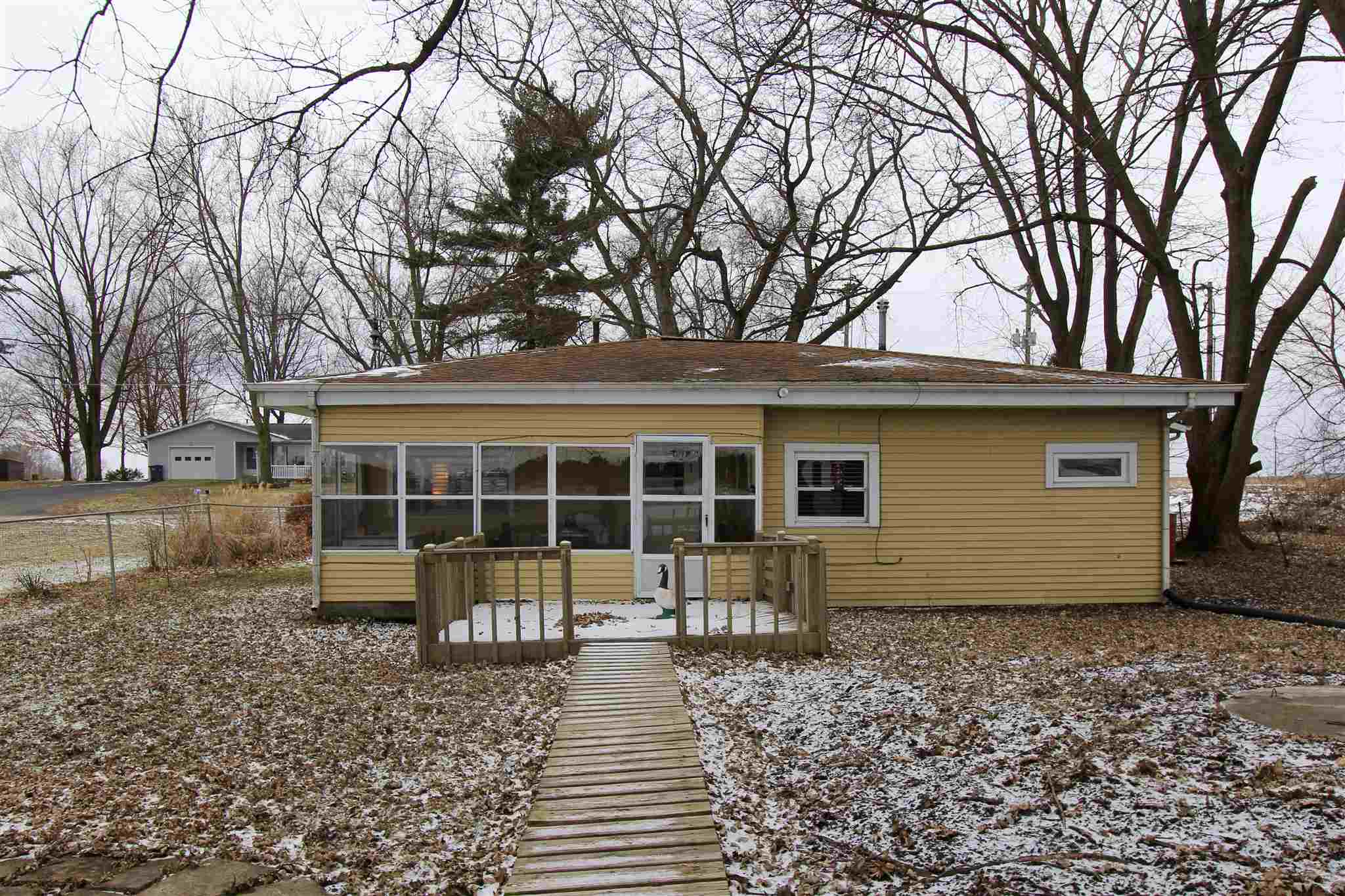 10748 North Grove Road Milford, IN 46542 - Photo 6 of 20 Gallery Image 6