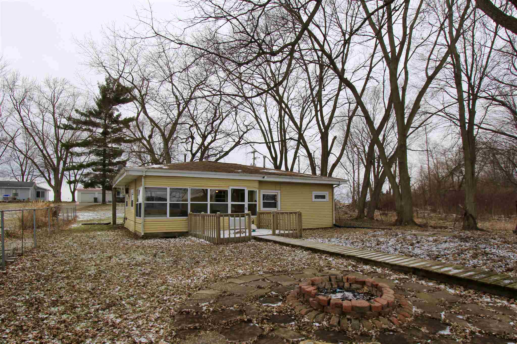 10748 North Grove Road Milford, IN 46542 - Photo 7 of 20 Gallery Image 7