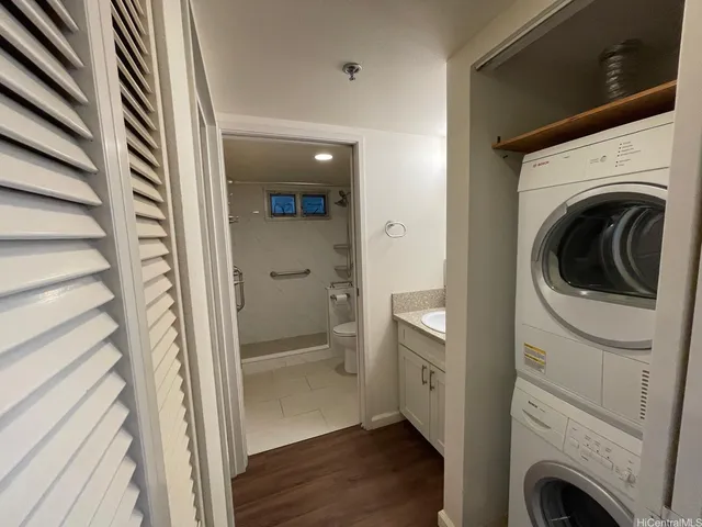 $560,000 | 1450 Young Street, Unit 302, Honolulu, HI 96814