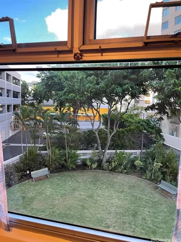 $560,000 | 1450 Young Street, Unit 302, Honolulu, HI 96814