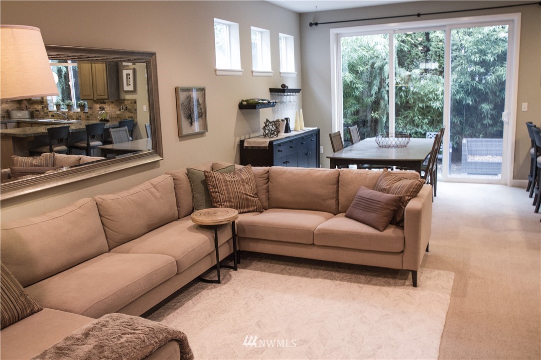16014 35th Park Southeast Bothell, WA 98012 - Photo 4 of 20 Gallery Image 4