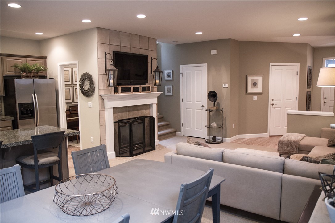 16014 35th Park Southeast Bothell, WA 98012 - Photo 6 of 20 Gallery Image 6