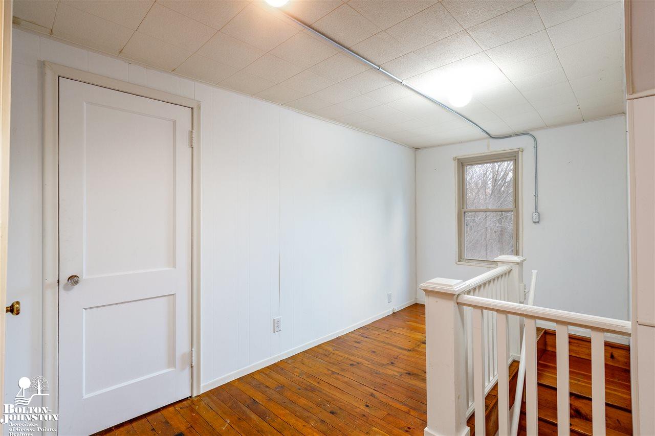 420 Cloverly Road Grosse Pointe Farms, MI 48236 - Photo 25 of 39