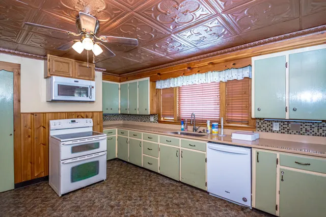 $225,000 | 27 West Street, Northumberland, NH 03582