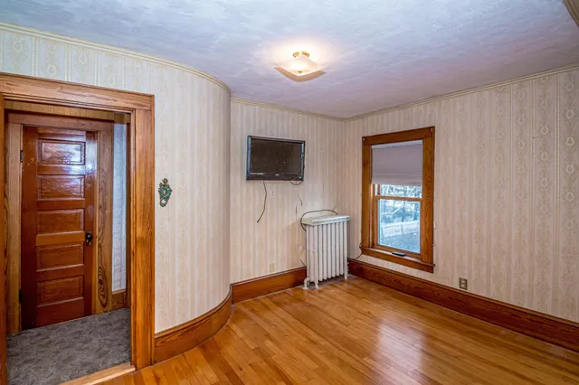 $225,000 | 27 West Street, Northumberland, NH 03582