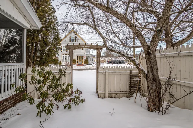 $225,000 | 27 West Street, Northumberland, NH 03582