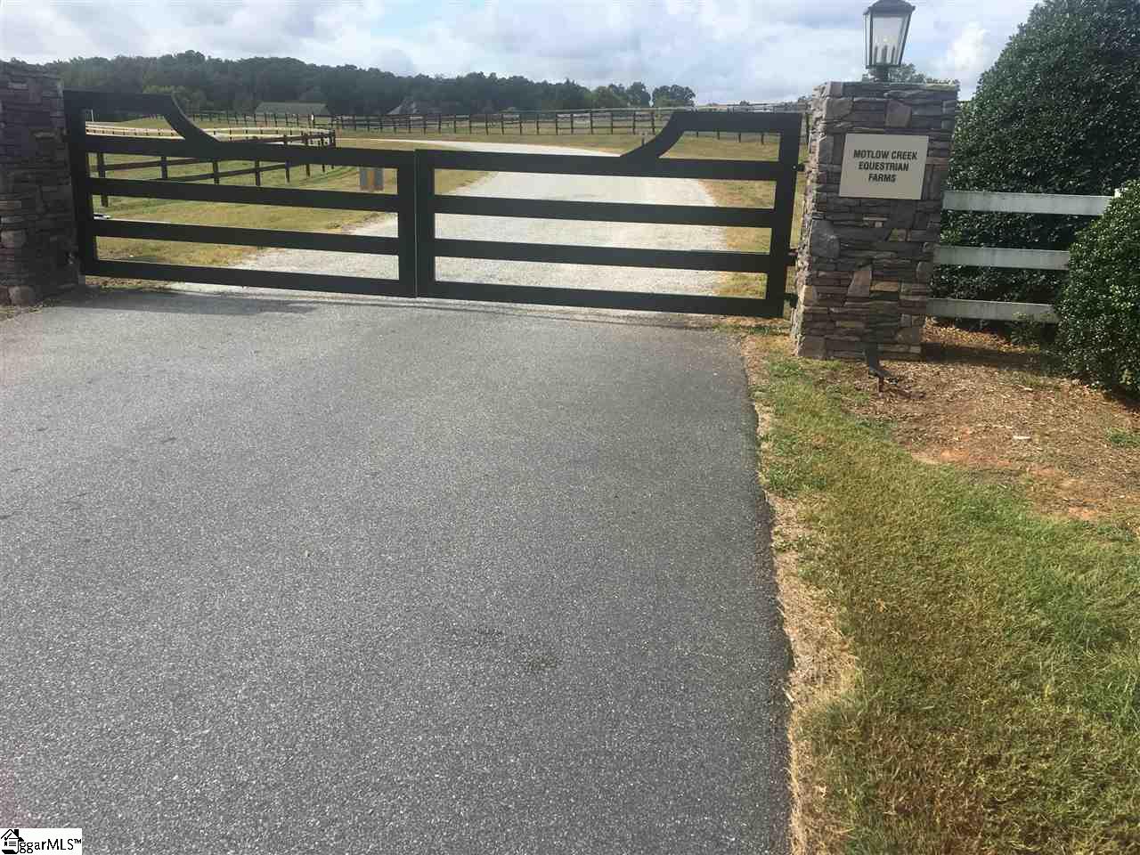 142 Hunter Hack Trail Campobello, SC 29322 - Photo 4 of 14 Gallery Image 4