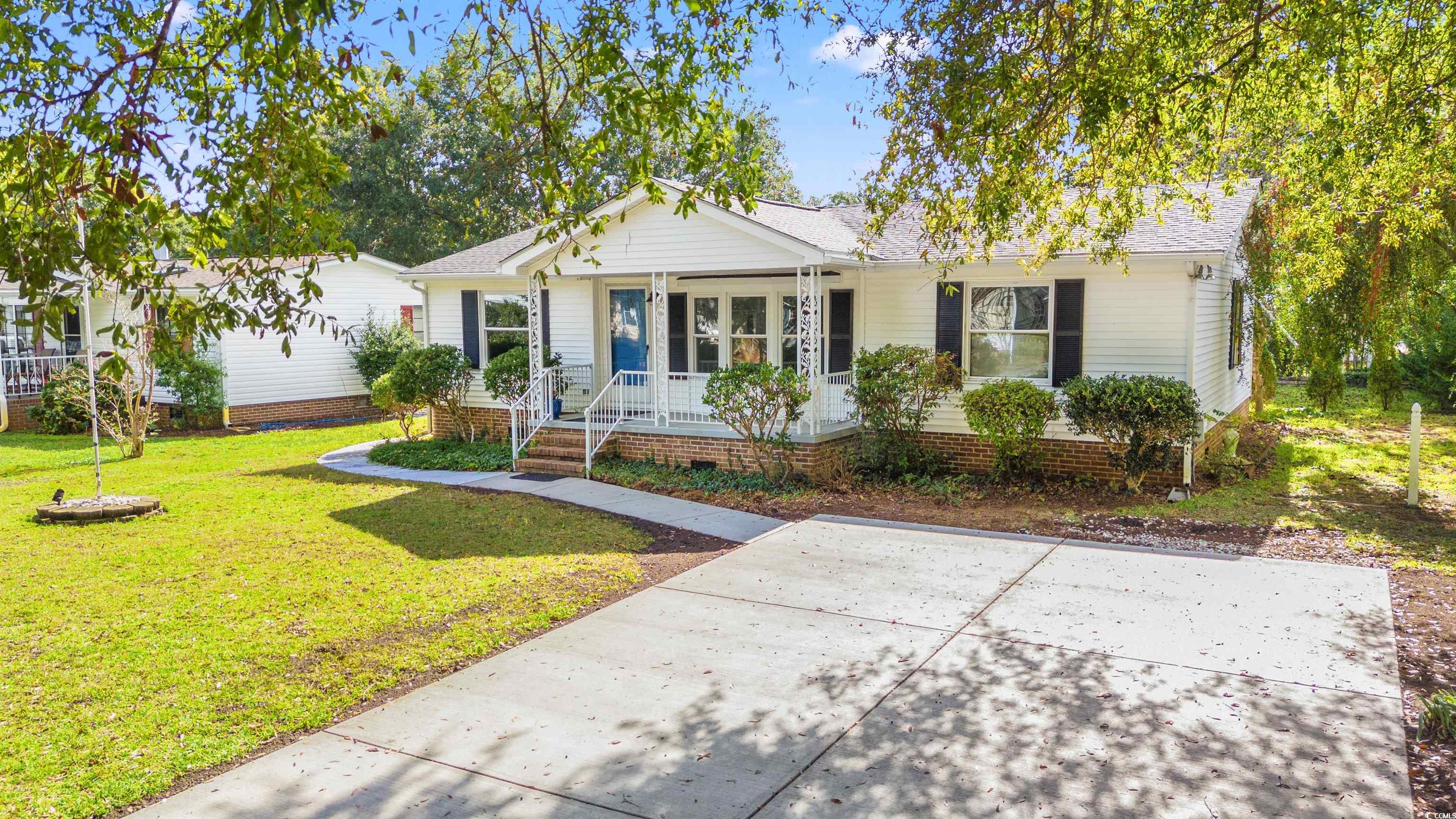 857 South Marlin Circle Murrells Inlet, SC 29576 - Photo 1 of 40
