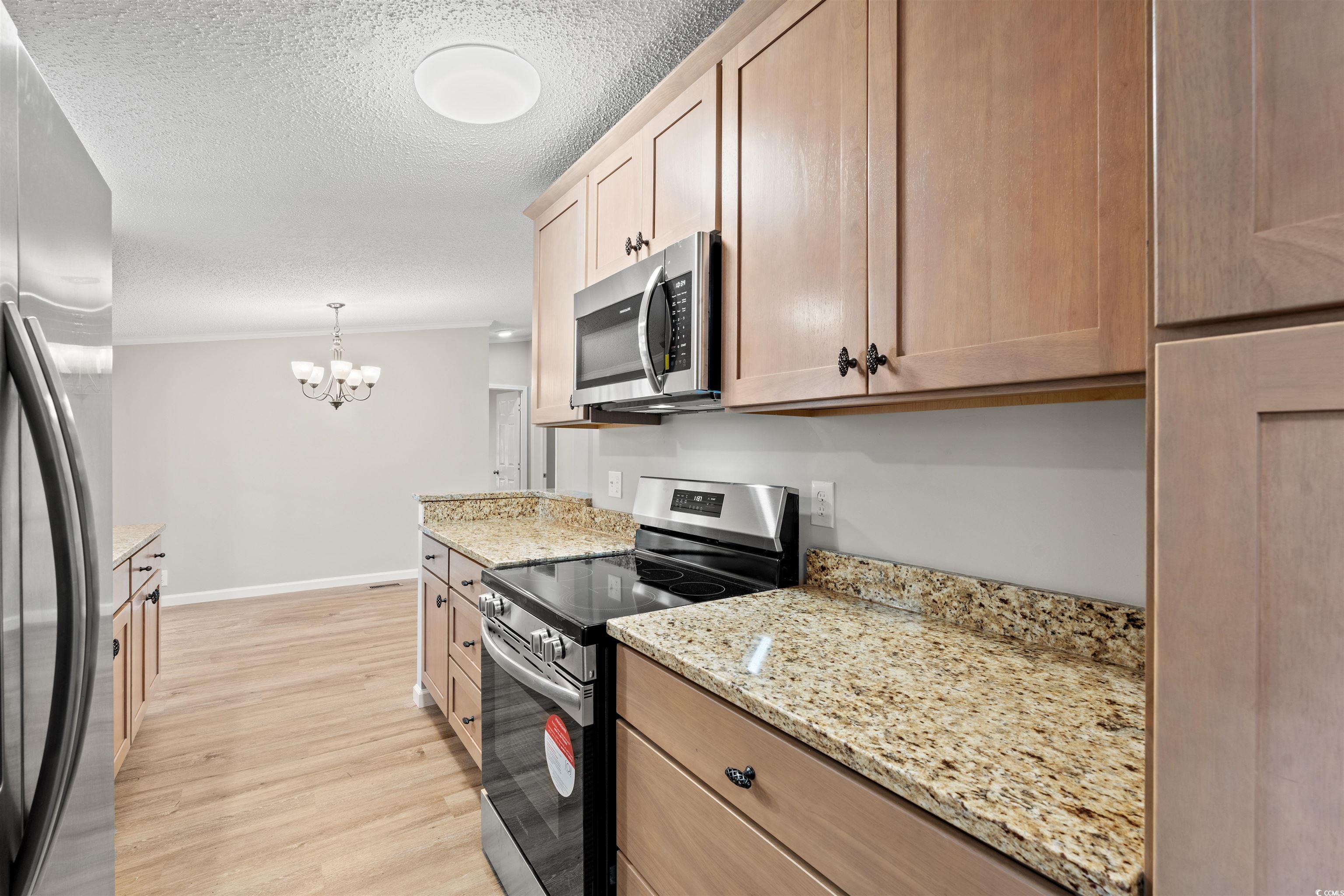 857 South Marlin Circle Murrells Inlet, SC 29576 - Photo 7 of 40